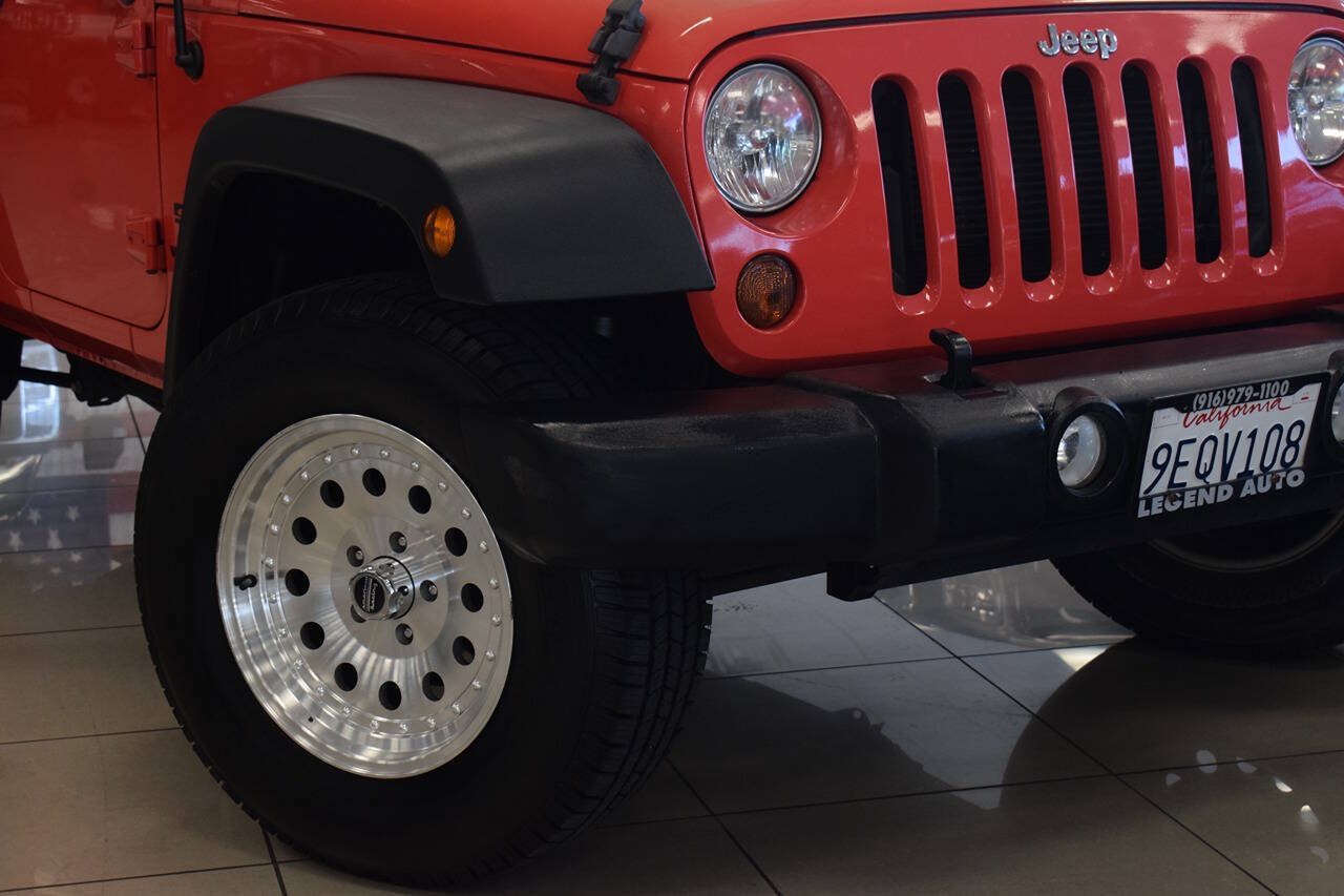 Used 2013 Jeep Wrangler Sport AWD/4WD image 8