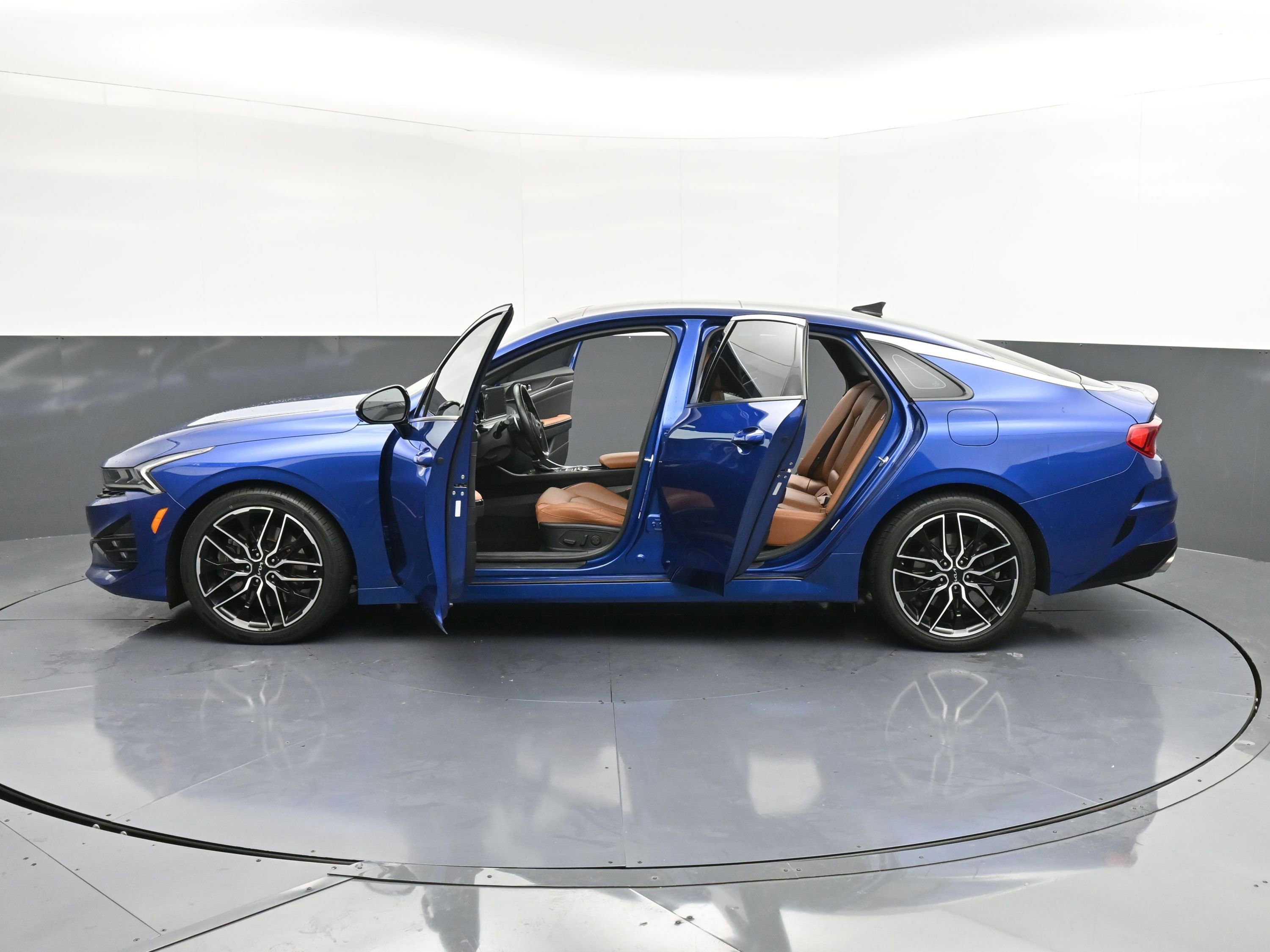 Used 2023 Kia K5 GT w/ GT1 Package image 46