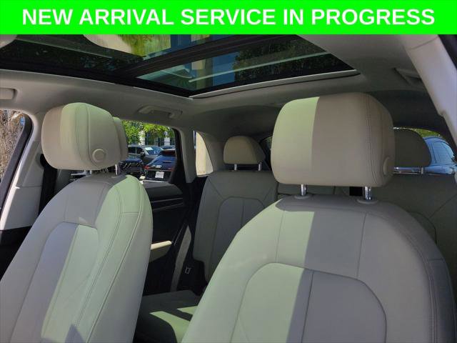 Certified 2021 Audi Q3 2.0T Premium Plus AWD/4WD image 16