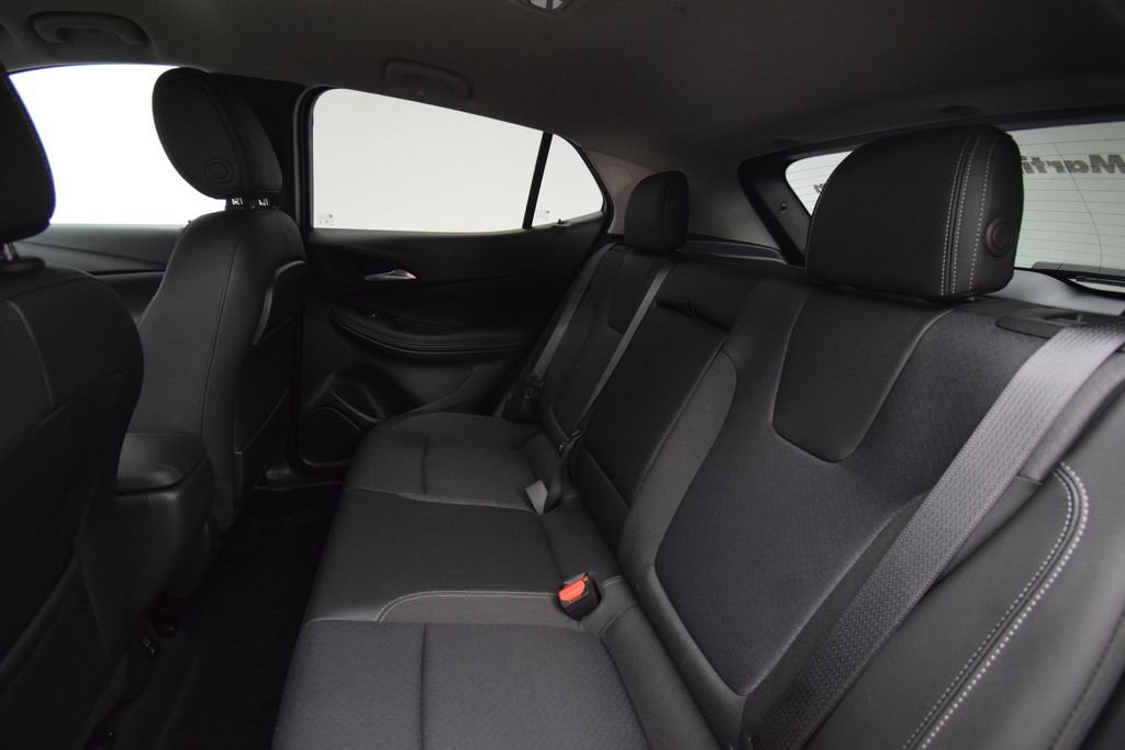 Used 2024 Buick Encore GX Preferred w/ Comfort Package FWD image 21