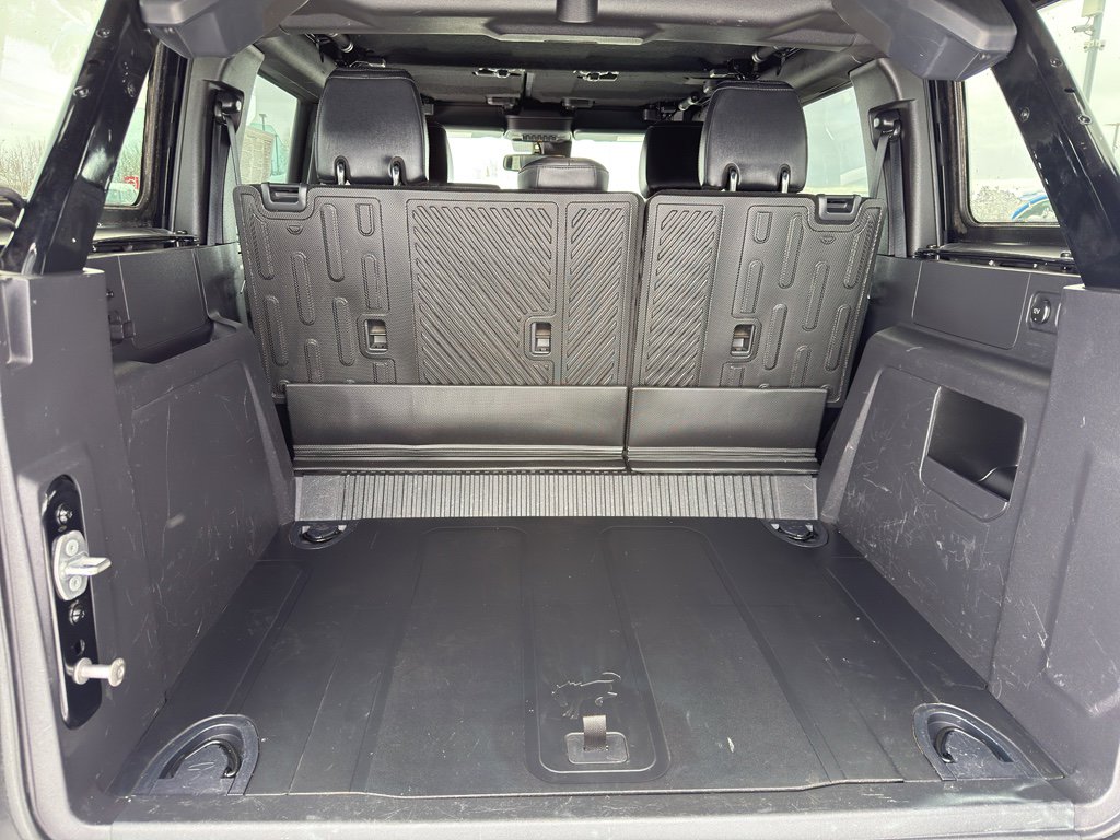 Used 2022 Ford Bronco Black Diamond w/ Sasquatch Package image 33