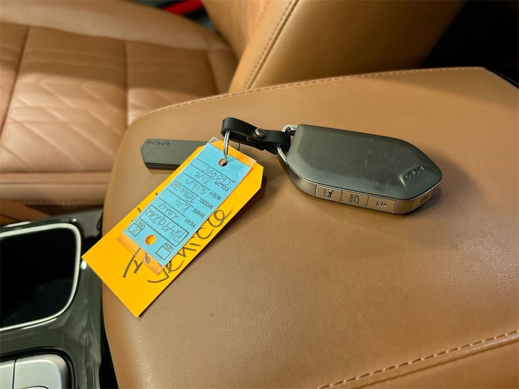 Certified 2024 Kia Telluride EX X-Line image 12