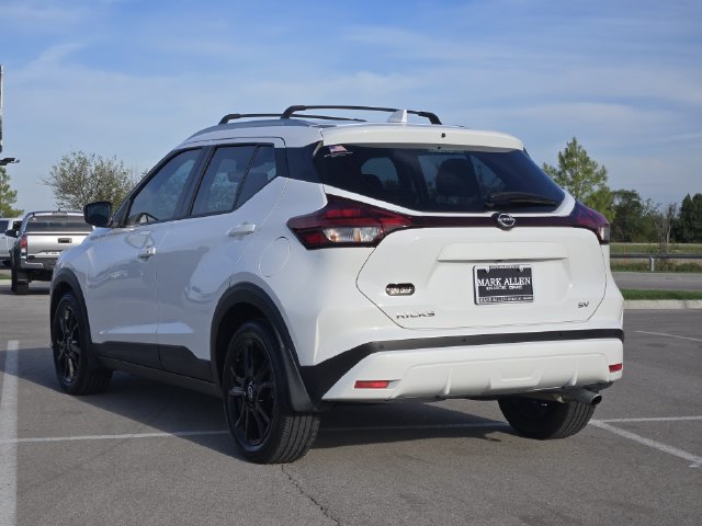 Used 2024 Nissan Kicks SV w/ Interior Electronics Package FWD image 5