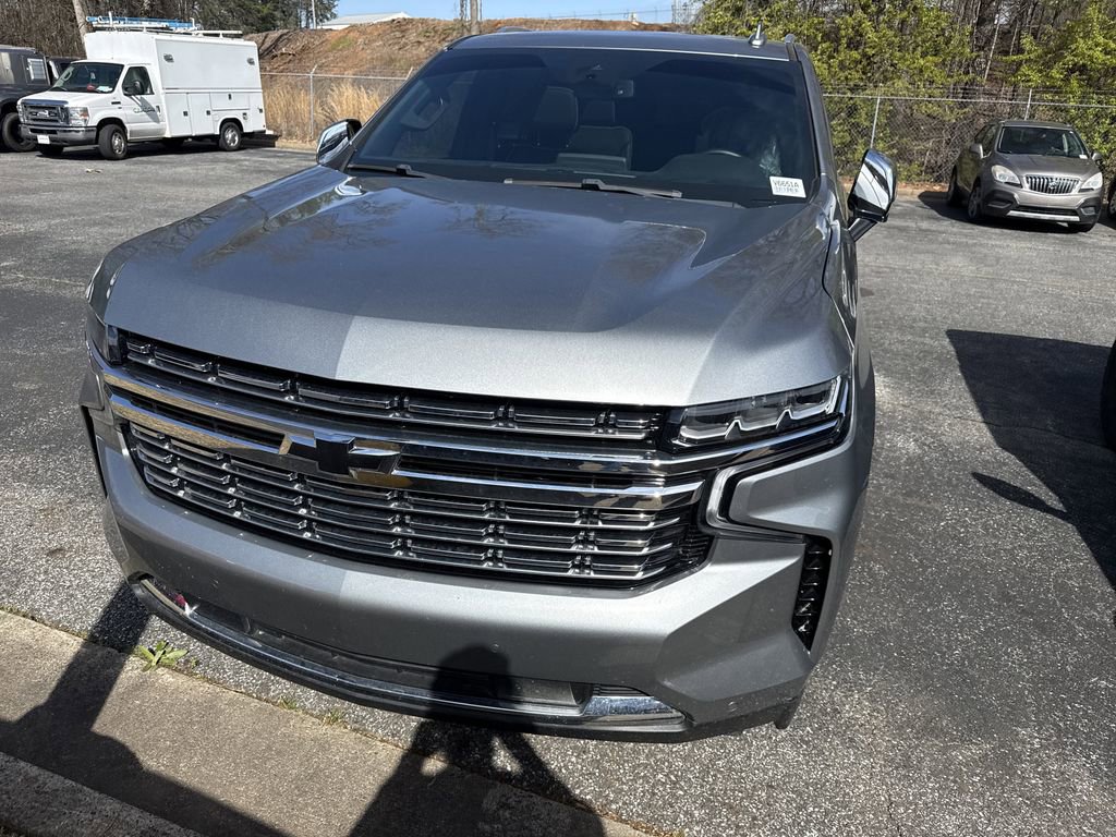 Used 2023 Chevrolet Suburban Premier w/ Max Trailering Package image 4