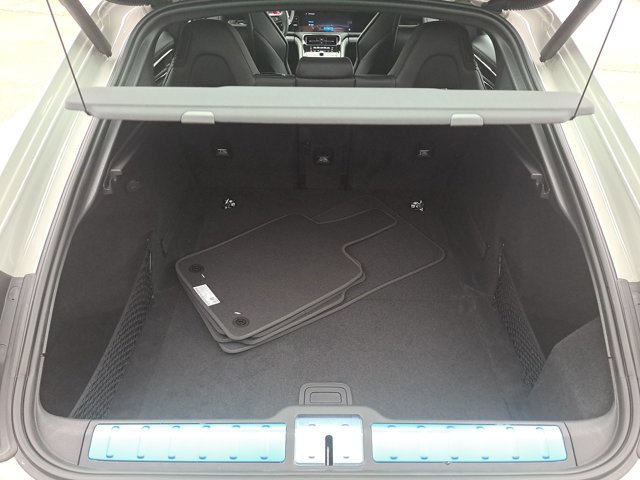 New 2026 Porsche Panamera 4 image 14