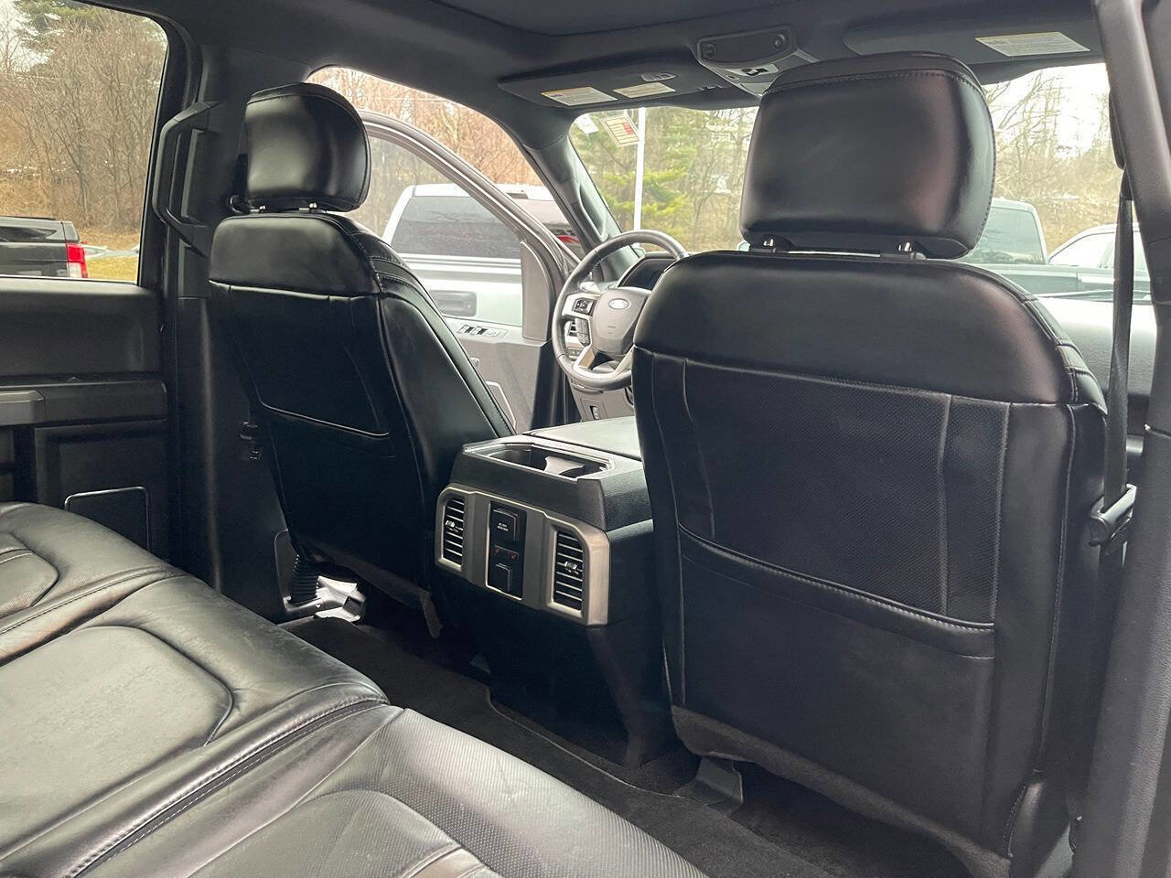 Used 2015 Ford F150 Platinum w/ Equipment Group 701A Luxury image 30