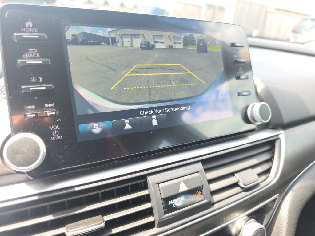 Used 2021 Honda Accord LX image 17