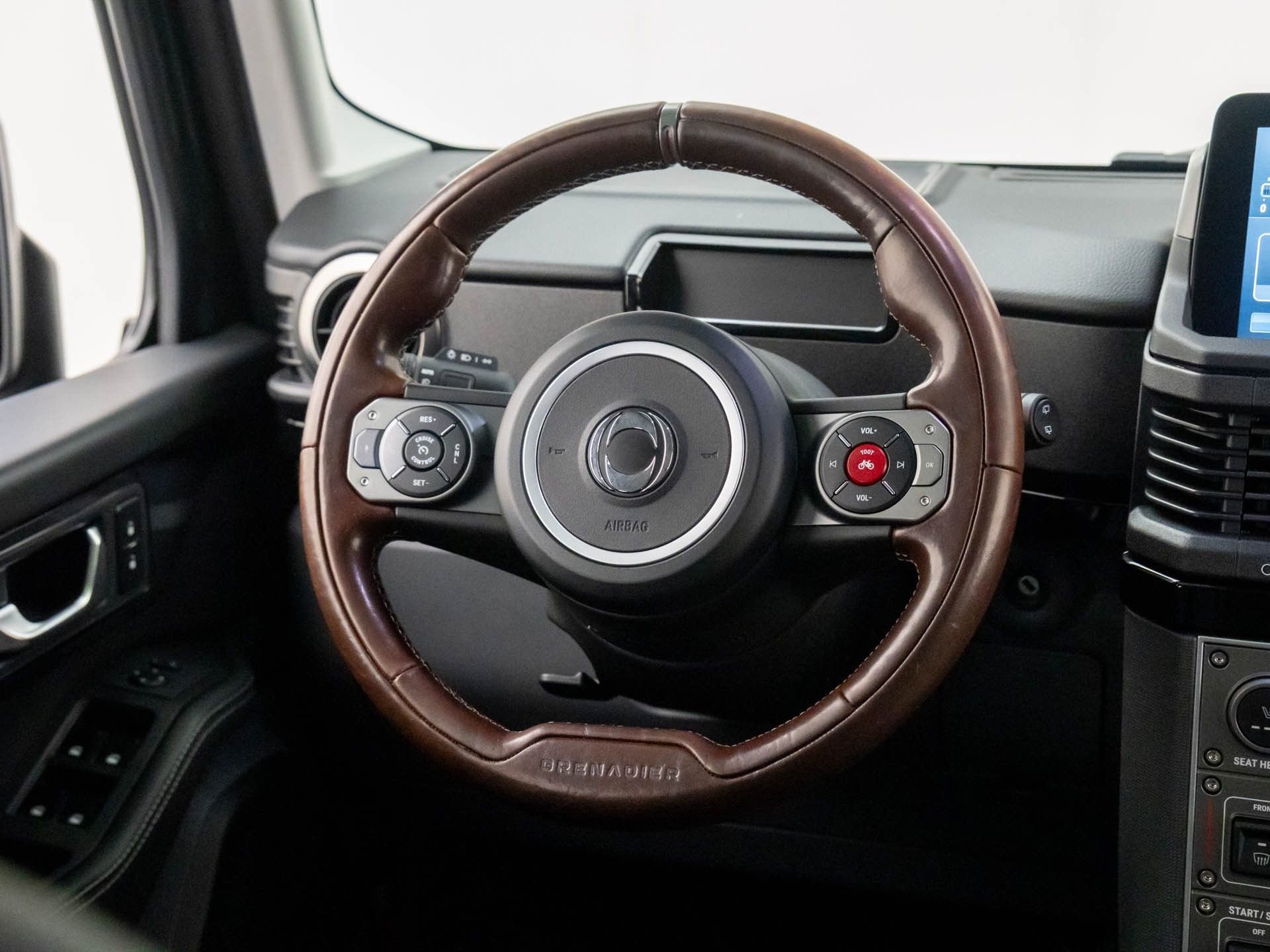 Used 2024 INEOS Grenadier Fieldmaster Edition image 10