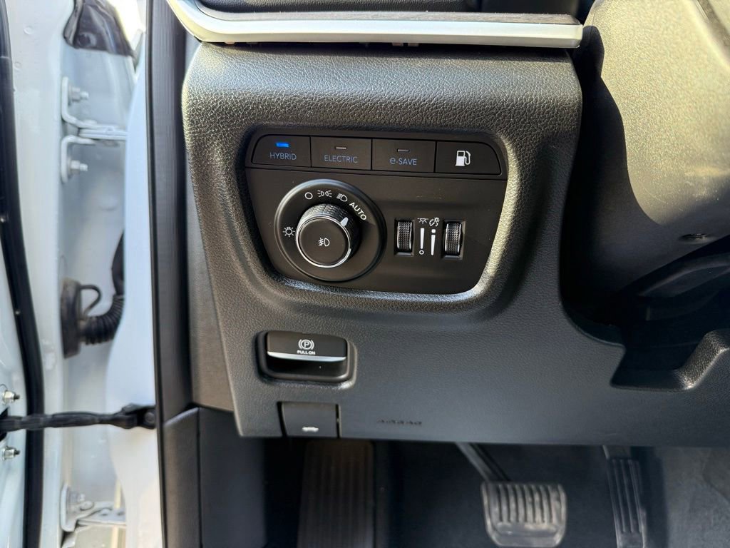 Used 2024 Jeep Grand Cherokee Limited 4xe image 46