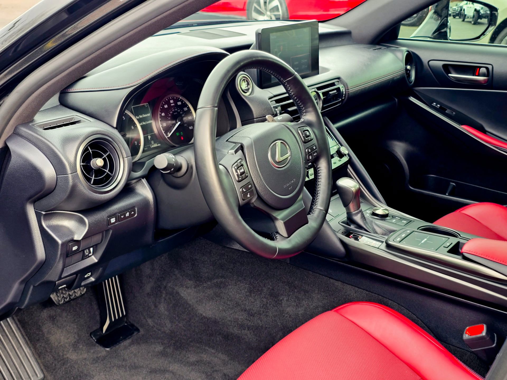 Used 2025 Lexus IS 350 F Sport RWD image 6