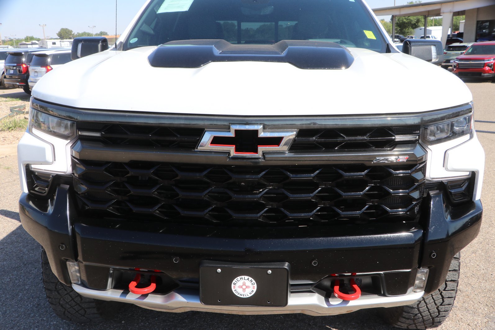 Used 2025 Chevrolet Silverado 1500 ZR2 w/ Technology Package AWD/4WD video 2