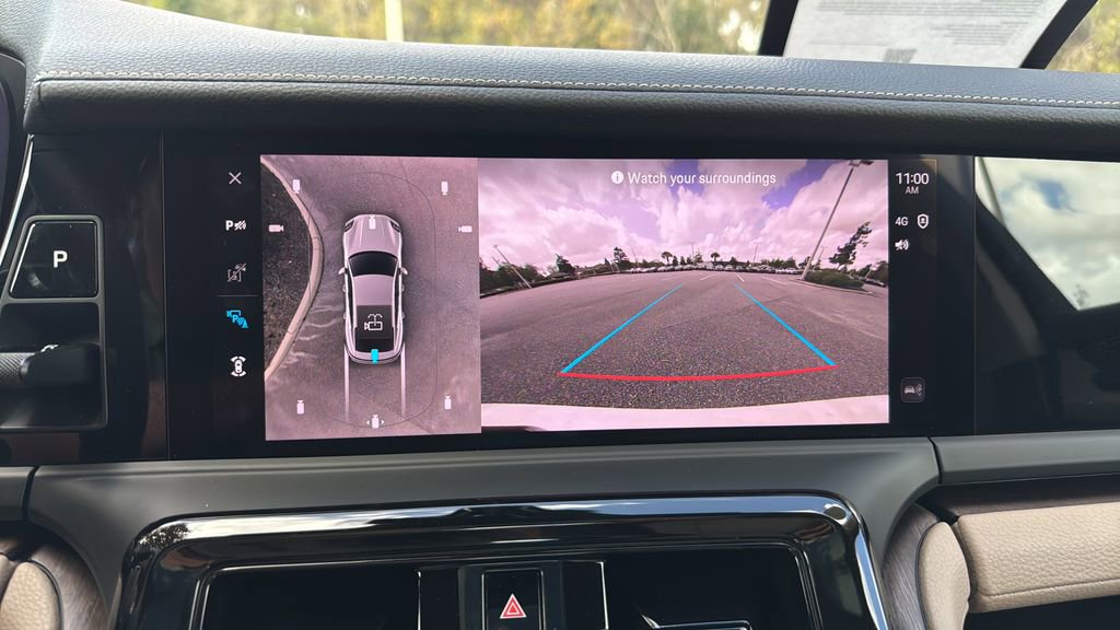 Certified 2025 Porsche Panamera image 11