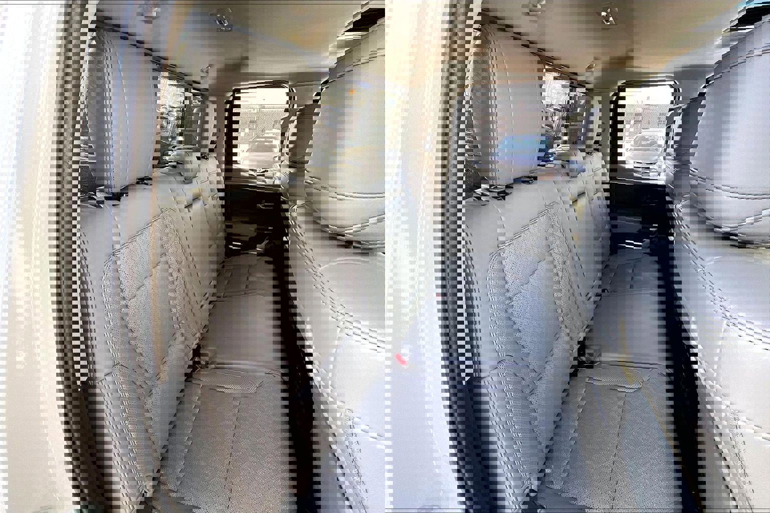 Used 2022 Toyota Tundra Limited image 32