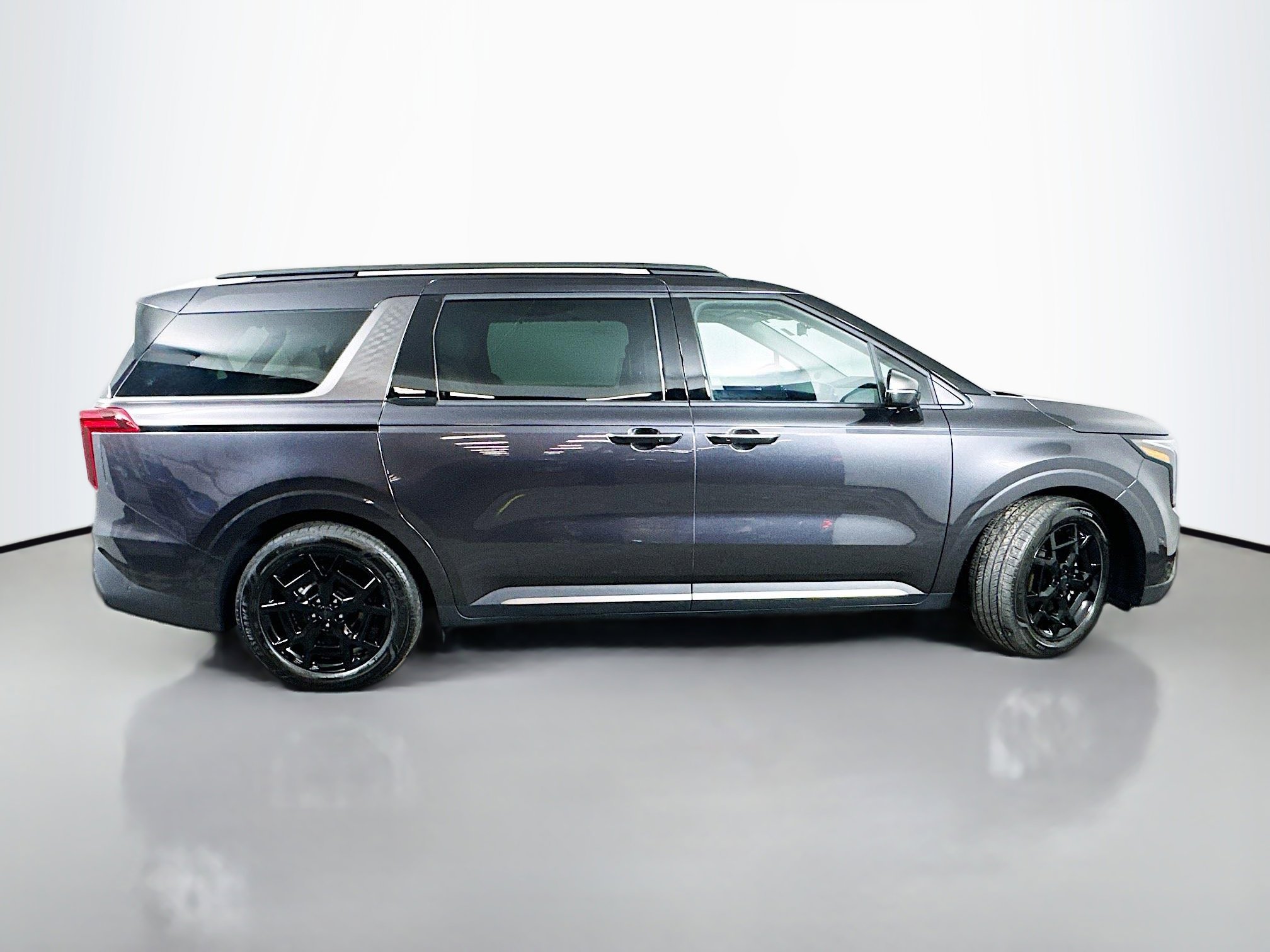 Certified 2026 Kia Carnival SX Prestige FWD image 8