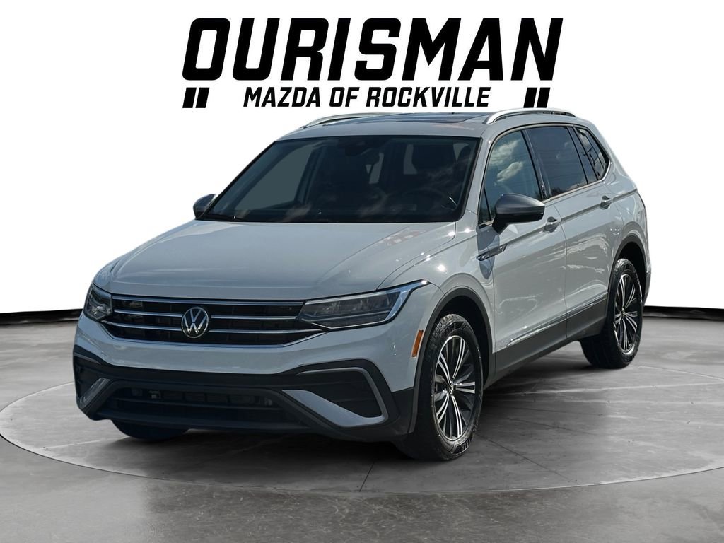 Used 2024 Volkswagen Tiguan Wolfsburg Edition image 2