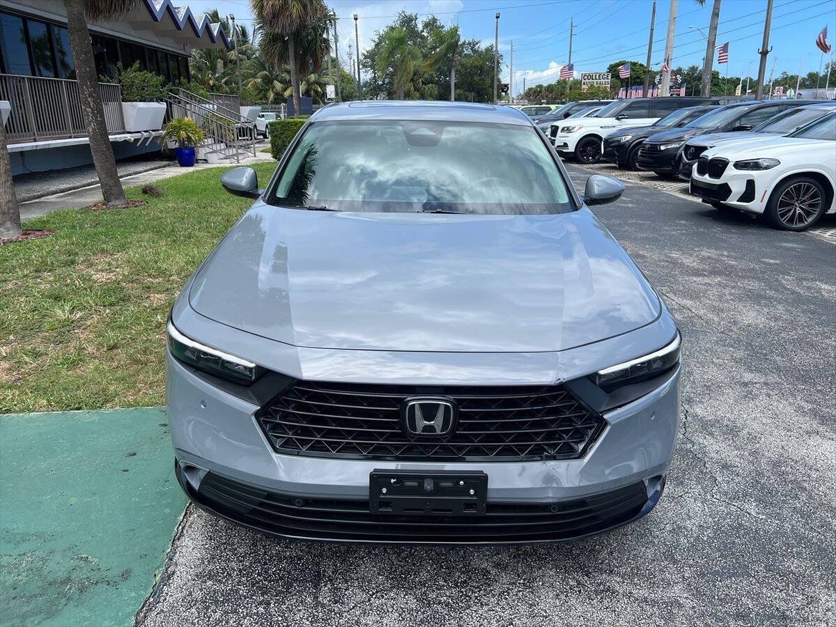 Used 2025 Honda Accord EX-L image 3