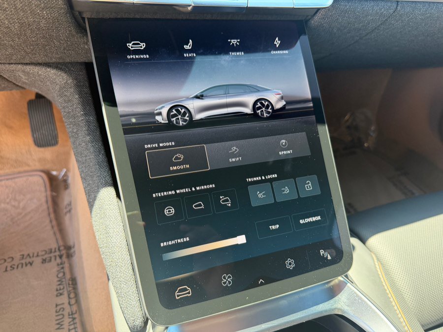 Used 2023 Lucid Air Touring AWD/4WD image 24