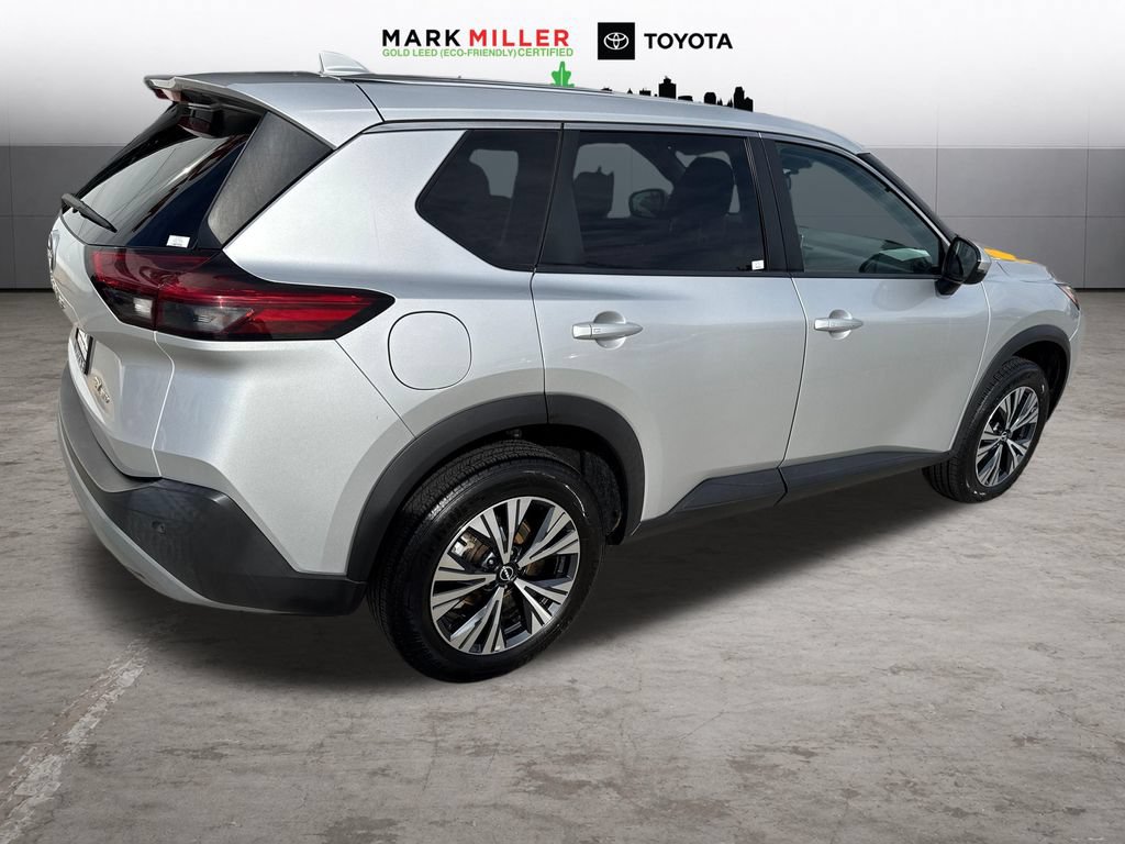 Used 2022 Nissan Rogue SV AWD/4WD image 6