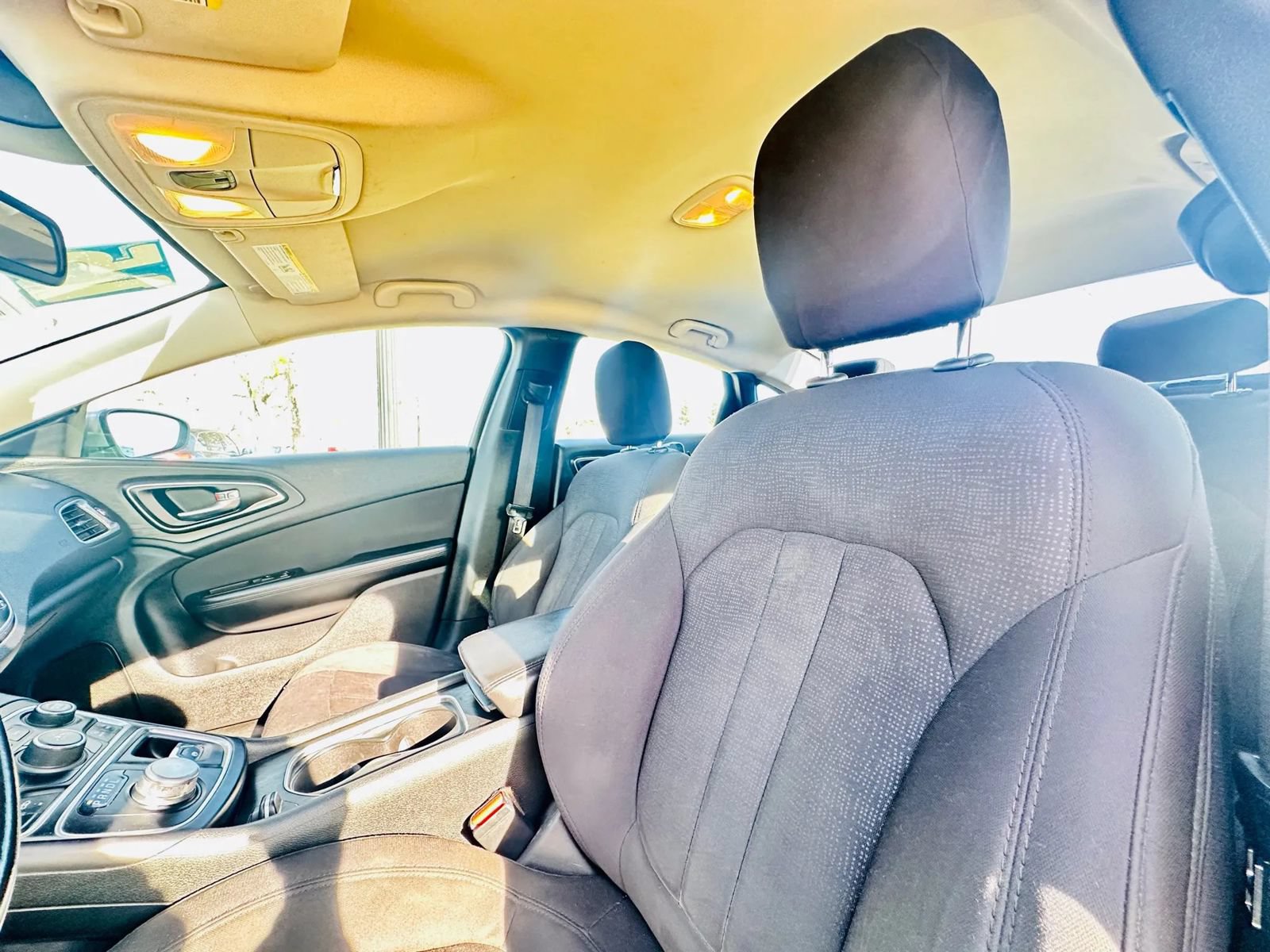 Used 2015 Chrysler 200 Limited w/ Convenience Group FWD image 11