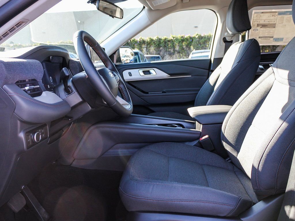 New 2026 Ford Explorer Active image 19