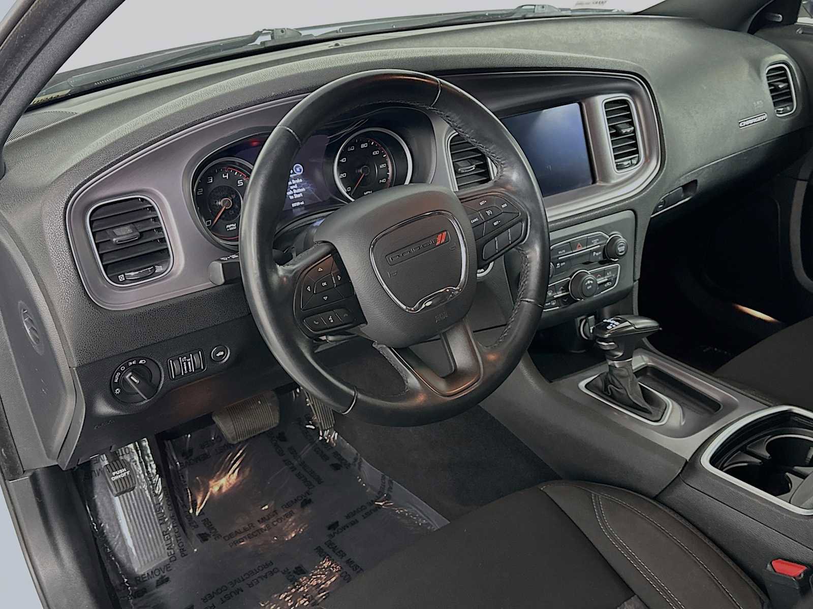 Used 2023 Dodge Charger SXT image 9