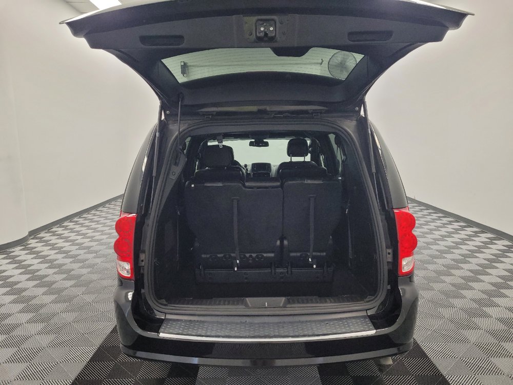 Used 2019 Dodge Grand Caravan GT FWD image 29