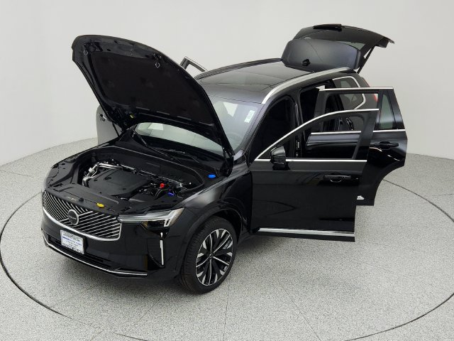 New 2026 Volvo XC90 B6 Plus w/ Protection Package Premier AWD/4WD image 34
