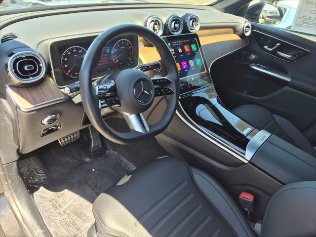 Used 2025 Mercedes-Benz GLC 300 image 12