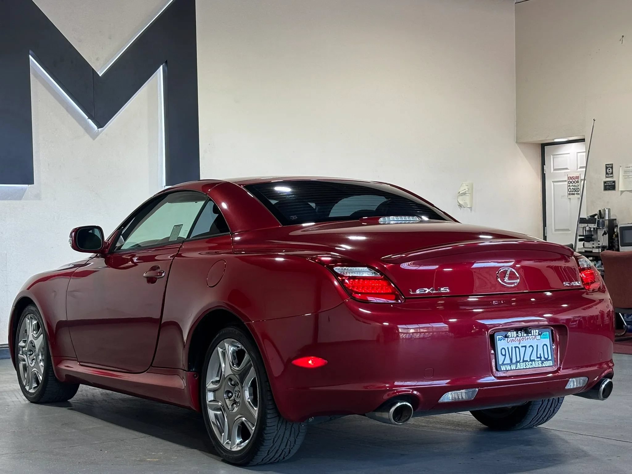 Used 2009 Lexus SC 430 Convertible RWD image 9