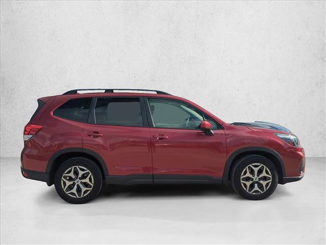 Used 2019 Subaru Forester Premium w/ All-Weather Package AWD/4WD image 4
