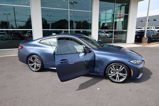Used 2022 BMW 430i Coupe w/ M Sport Package RWD image 35