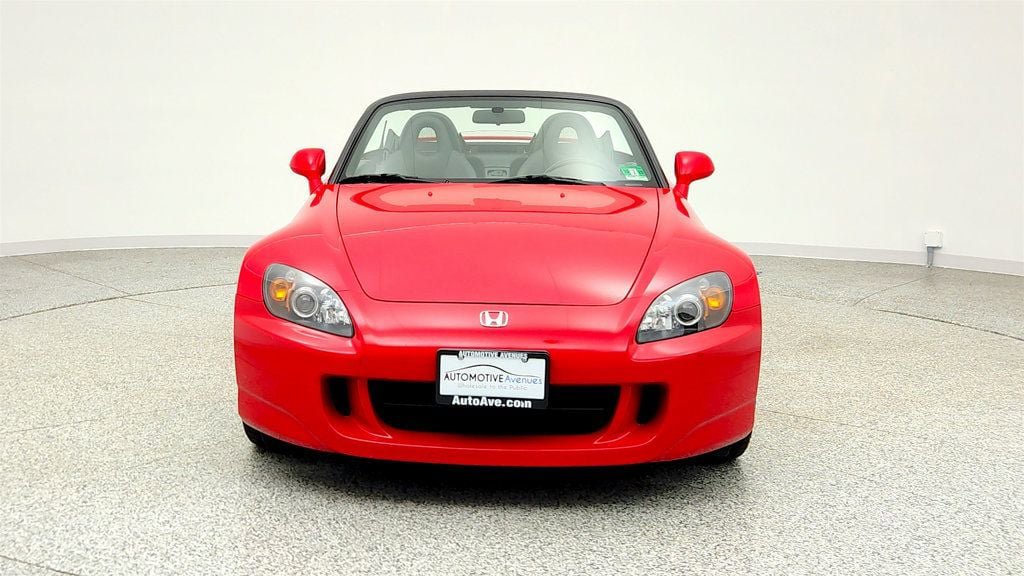 Used 2005 Honda S2000 image 2