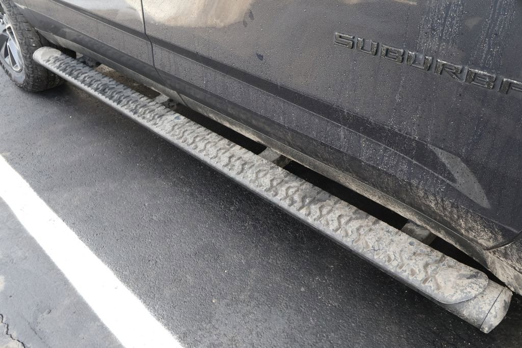 Certified 2024 Chevrolet Suburban Z71 w/ Off-Road Capability Package image 8