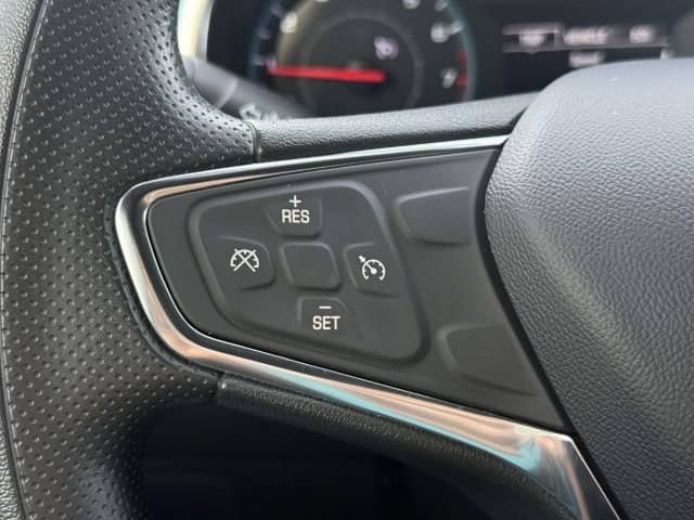 Used 2021 Chevrolet Malibu LT FWD image 19