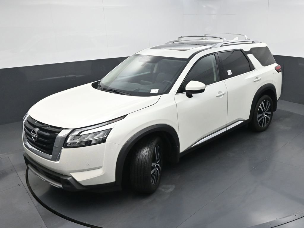 Used 2024 Nissan Pathfinder Platinum FWD image 37