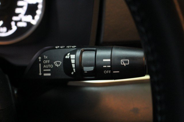 Used 2023 Mitsubishi Outlander SE FWD image 16