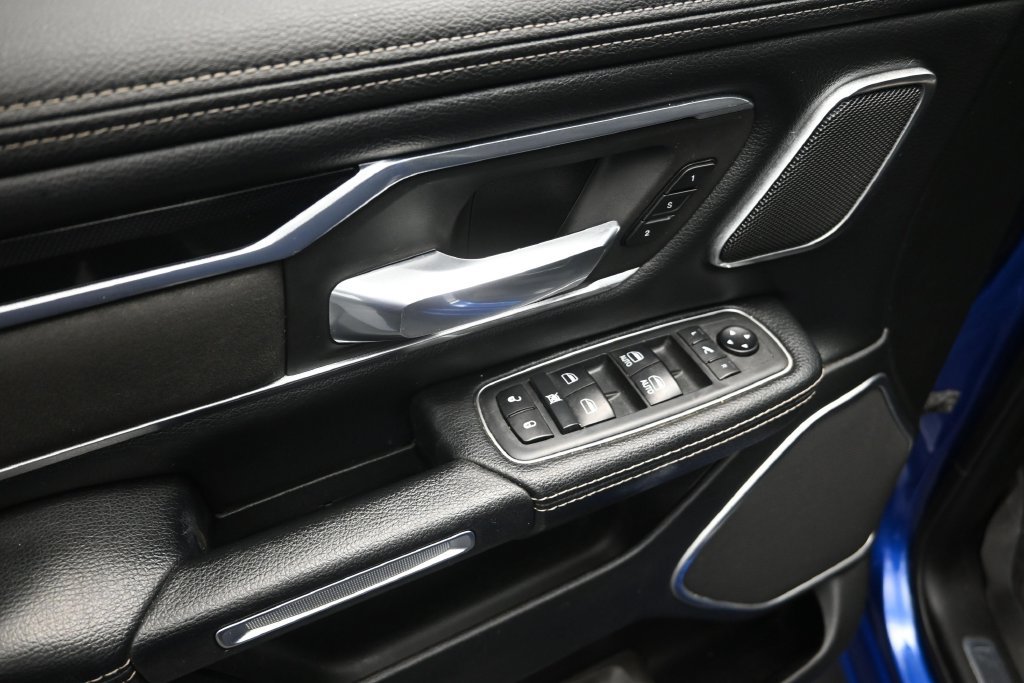Used 2019 RAM 1500 Laramie RWD image 10