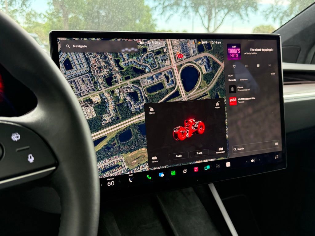 Used 2024 Tesla Model X AWD/4WD image 25