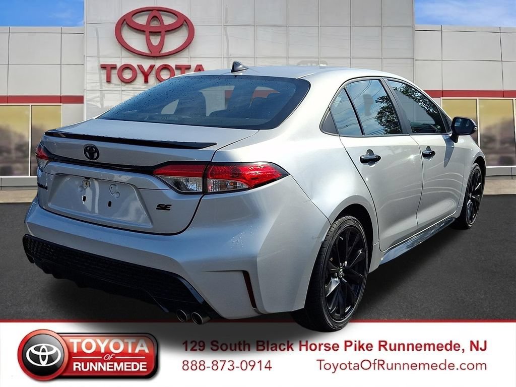 Certified 2022 Toyota Corolla SE FWD image 6