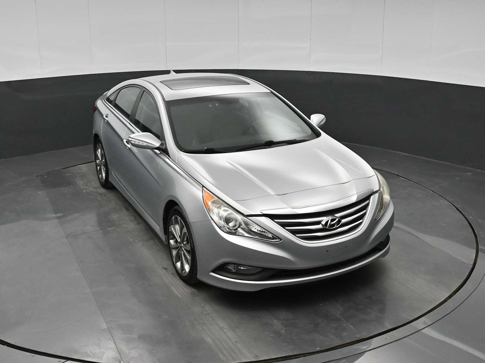 Used 2014 Hyundai Sonata SE w/ Premium Package 03 FWD image 27