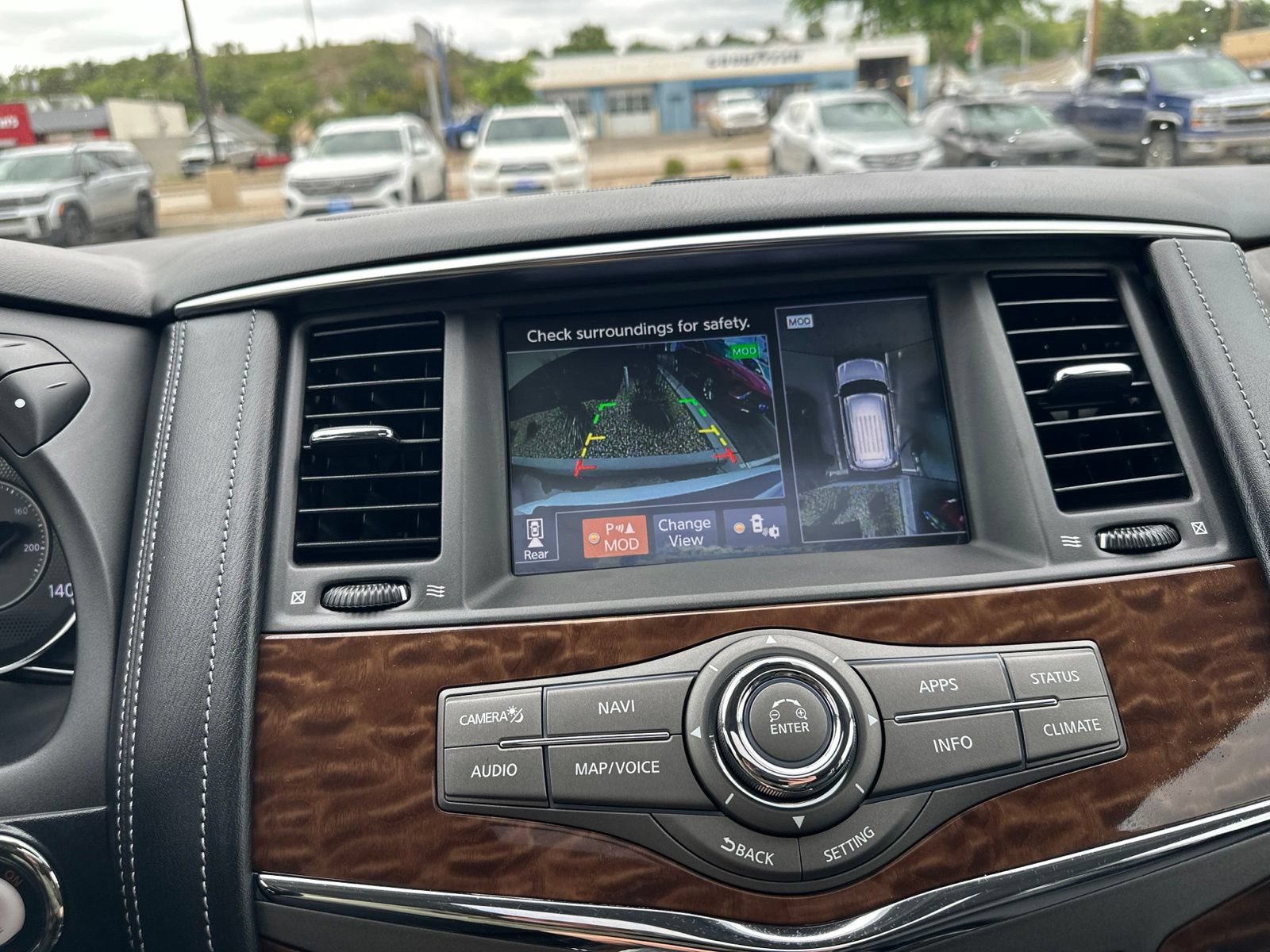 Used 2020 Nissan Armada Platinum w/ Captain's Chairs Package AWD/4WD image 67