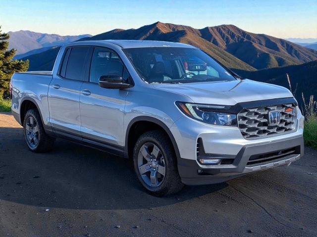Used 2025 Honda Ridgeline TrailSport image 8