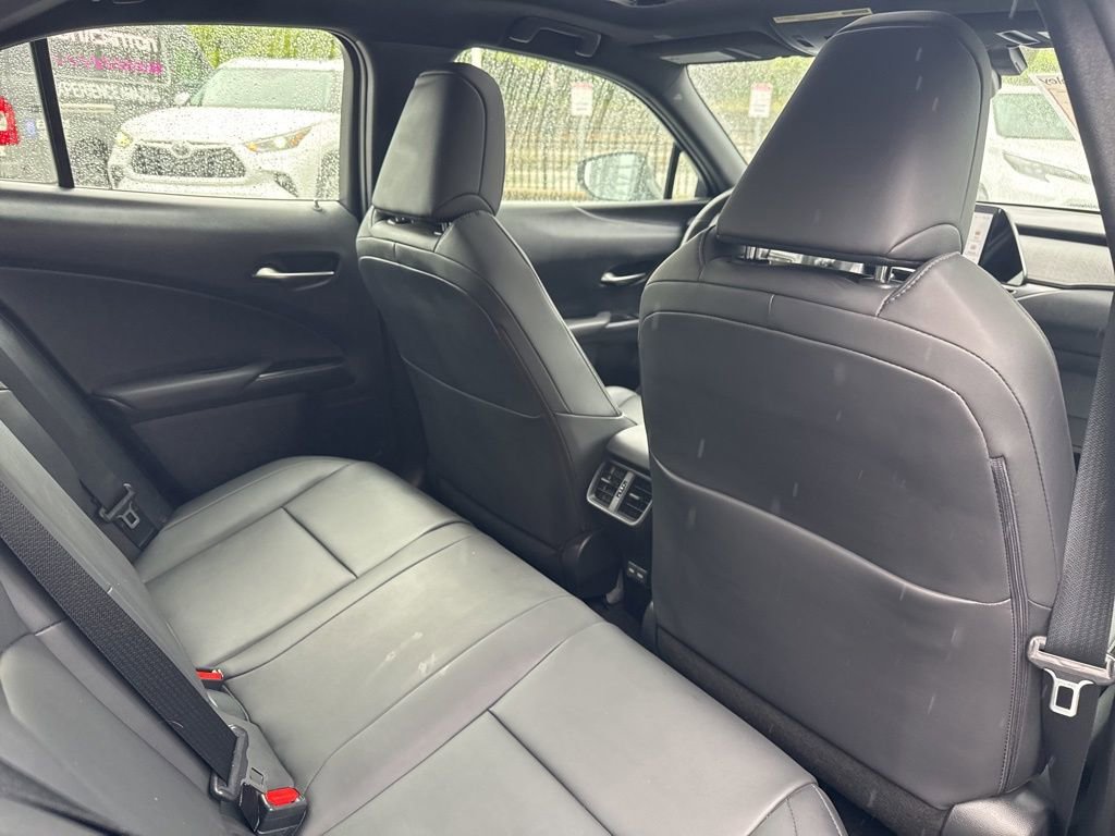Used 2024 Lexus UX 250h AWD image 20