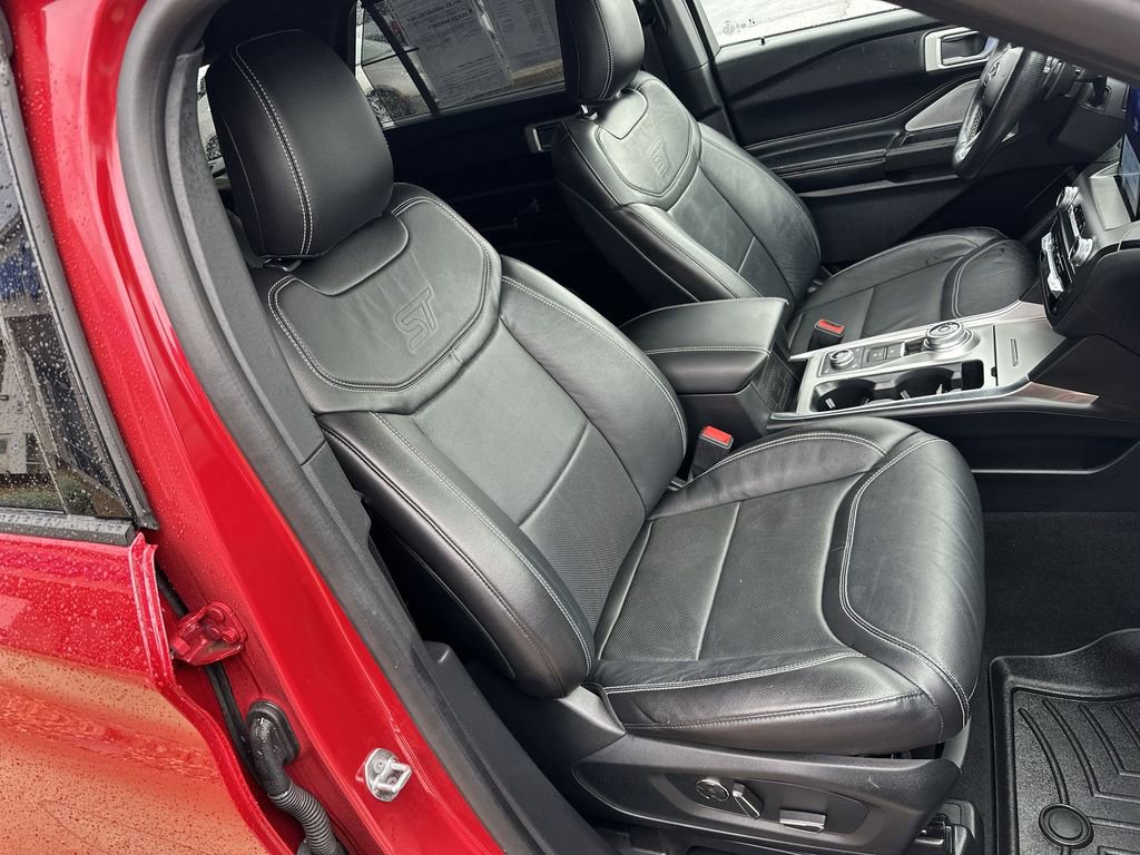Used 2020 Ford Explorer ST w/ Premium Technology Package image 24