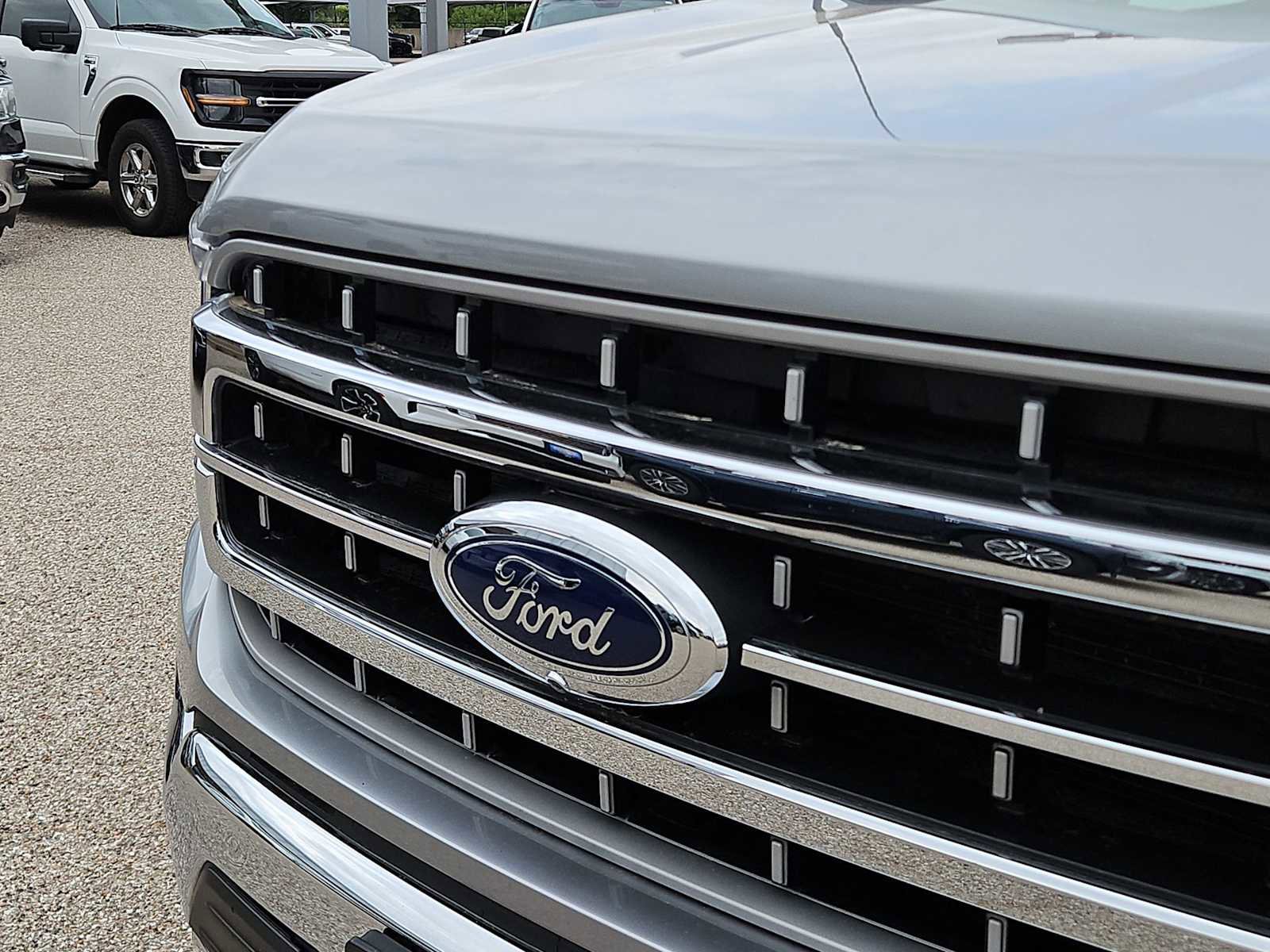 Used 2023 Ford F150 Lariat w/ Trailer Tow Package AWD/4WD image 13