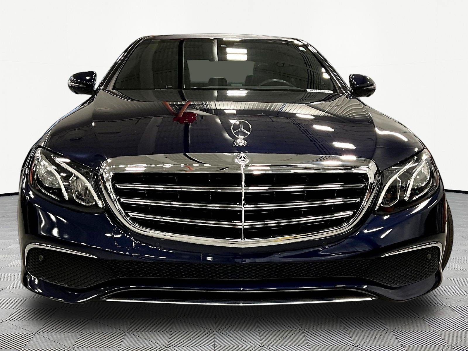 Used 2019 Mercedes-Benz E 450 4MATIC Sedan w/ Premium Package image 2