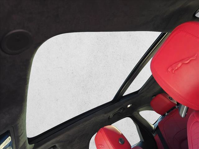 Certified 2025 Jaguar F-PACE R-Dynamic S image 29