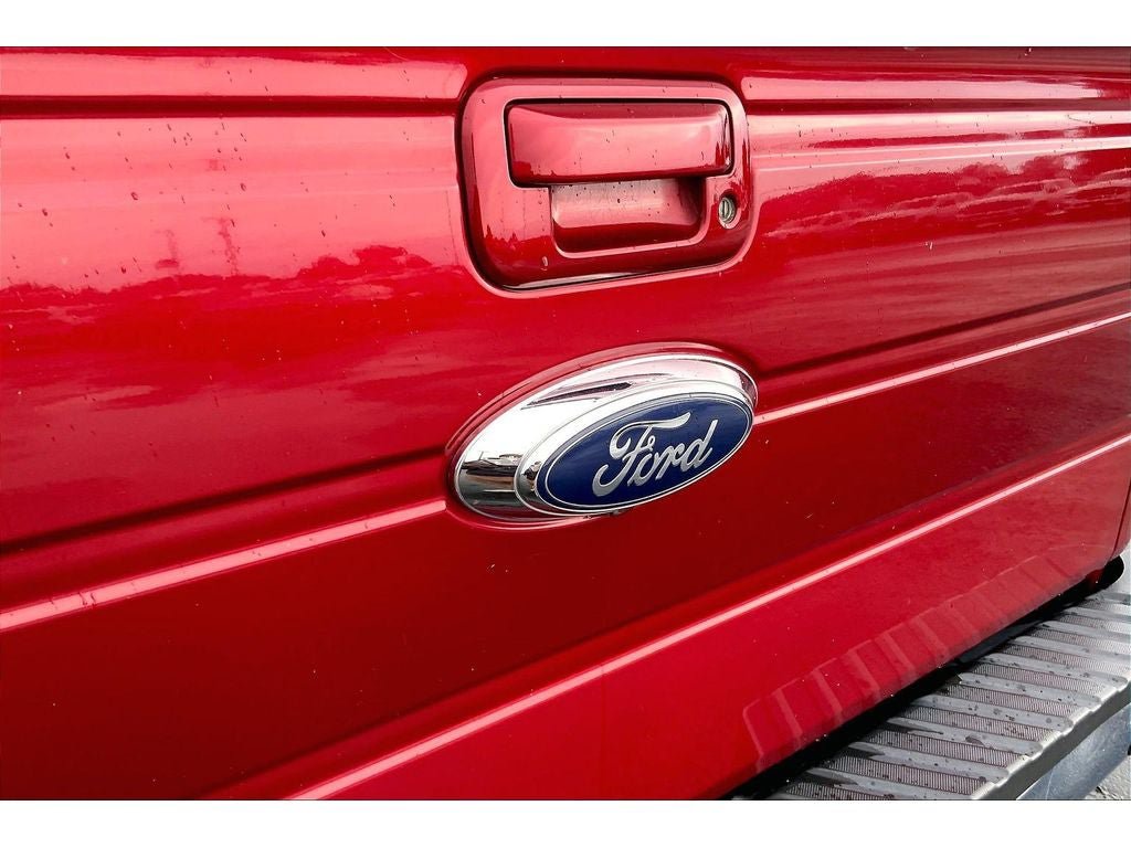 Used 2013 Ford F150 Lariat w/ Mid Equipment Group AWD/4WD image 32