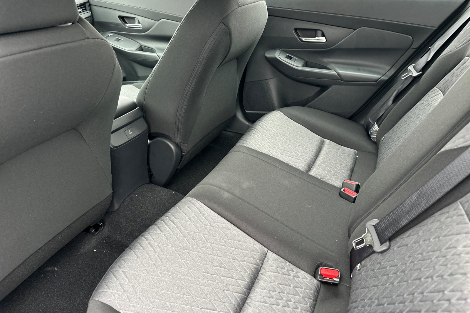 New 2026 Nissan Sentra SV w/ SV Convenience Package FWD image 12