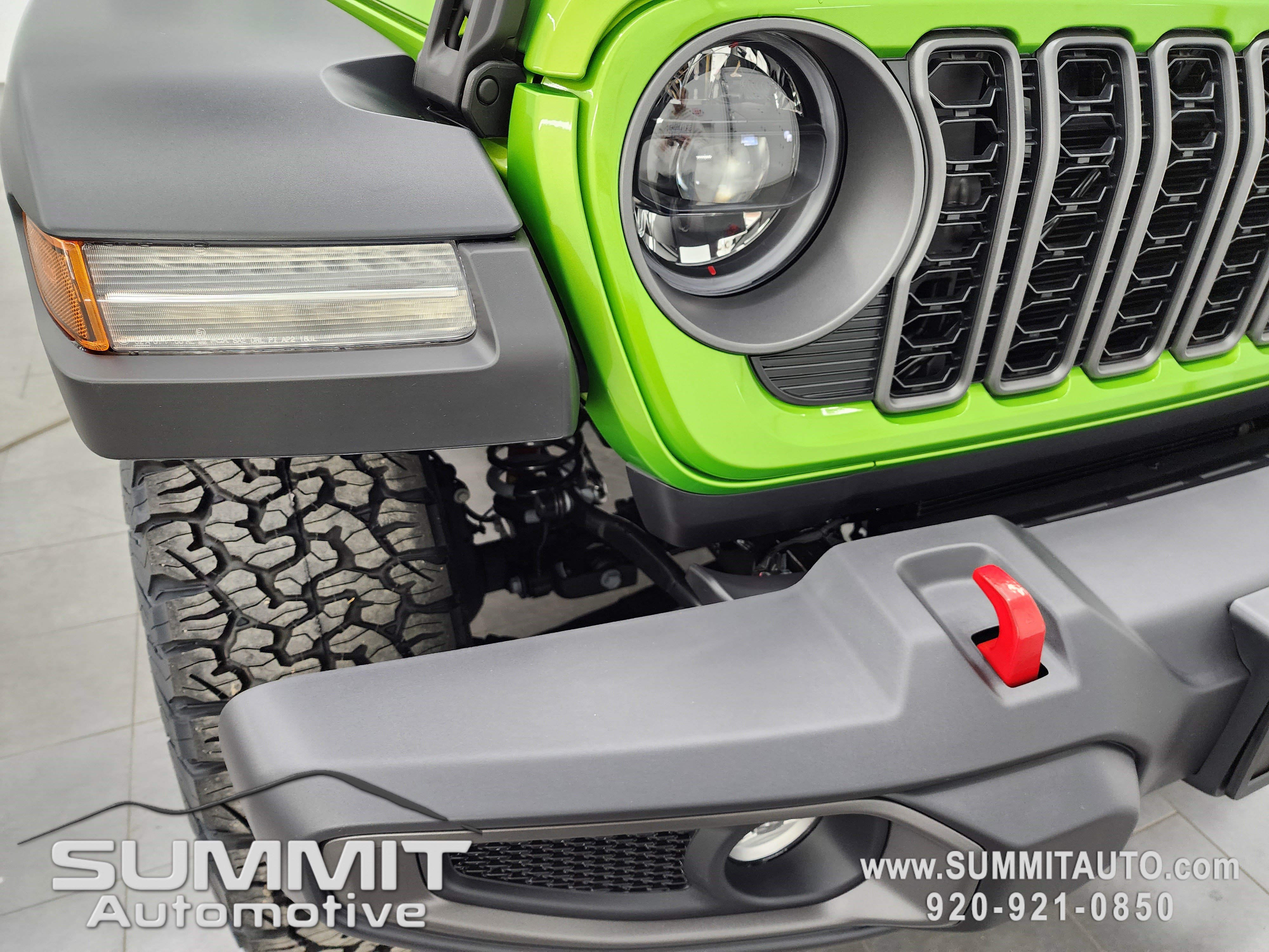 New 2026 Jeep Wrangler Unlimited Rubicon w/ Safety Group image 24